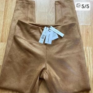 Tahari Petite Faux Leather Leggings Tan PS Pants NWT